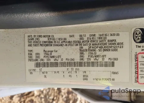 2013 Ford Fiesta Se z USA, uszkodzony, nr VIN 3FADP4BJ0DM123123